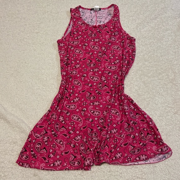 Women's Pink Paisley Sleepwear Dress - Picture 1 of 6